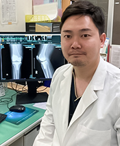 副センター長 志賀 亘祐(しがこうすけ)